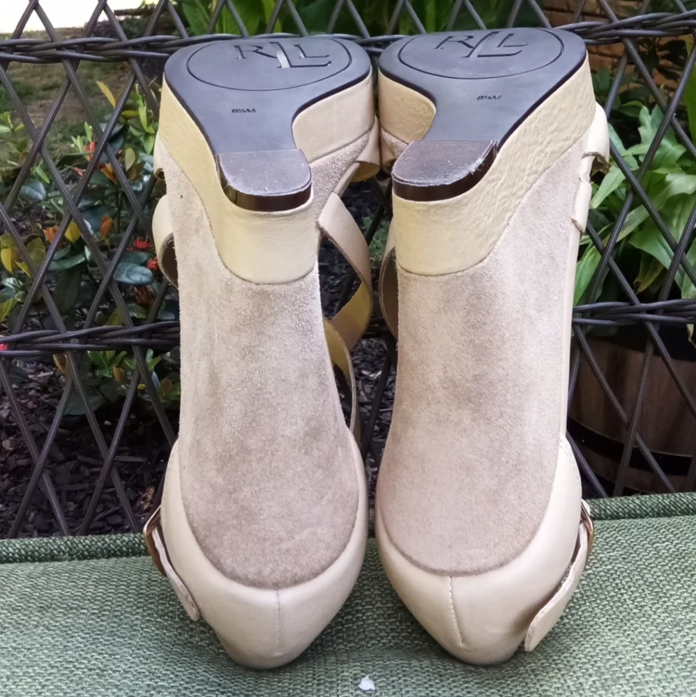 Lauren Ralph Lauren Leather Strappy Wedge Sandal Size 8.5.